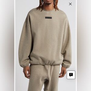 BRAND new essentials Fear of God crewneck